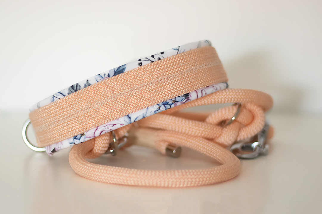 Hundehalsband "Flower Power"